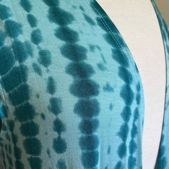 LuLaRoe Women’s Aqua Tie Dye Long-Length Tunic Vest Layering Piece Size Small - Picture 6 of 10